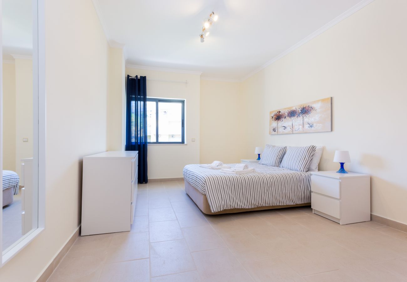 Apartamento em Lagos - Pedros Apartment - Free wifi & Air Condition