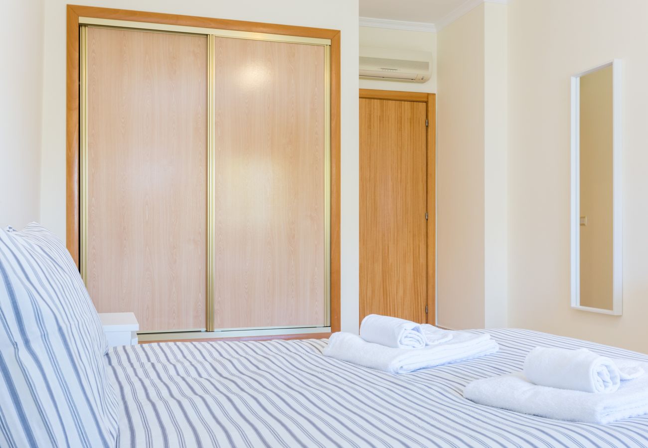 Apartamento em Lagos - Pedros Apartment - Free wifi & Air Condition