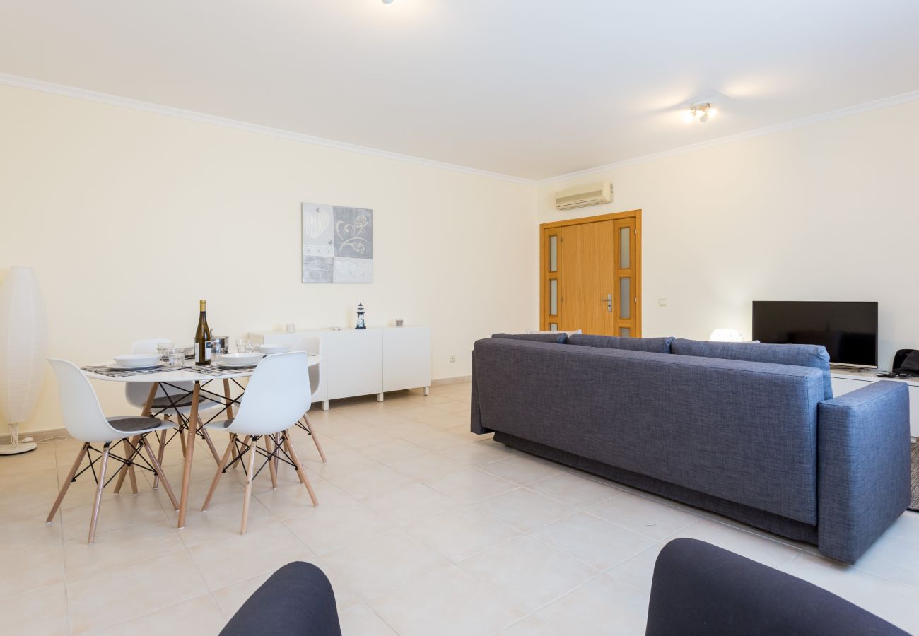 Apartamento em Lagos - Pedros Apartment - Free wifi & Air Condition