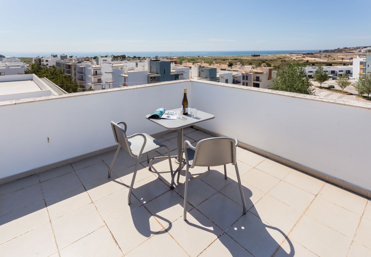 Apartamento em Lagos - Pedros Apartment - Free wifi & Air Condition