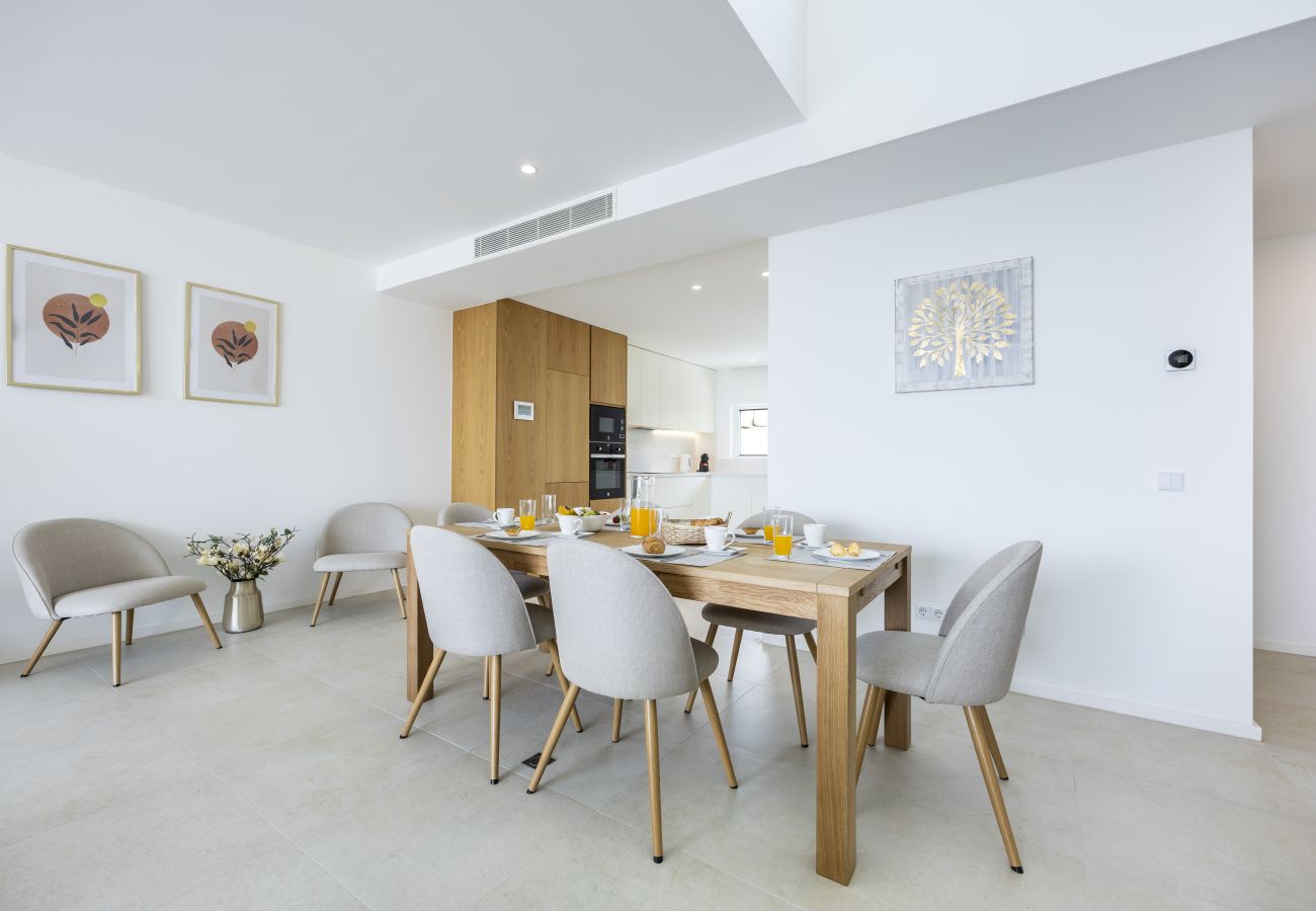 Villa em Lagos - Lagos Golden Horizon Villa with Private Pool