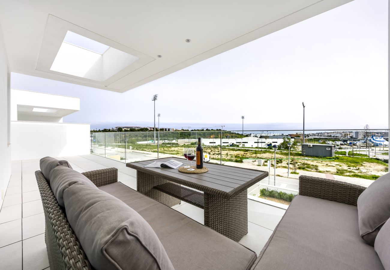 Villa em Lagos - Lagos Golden Horizon Villa with Private Pool