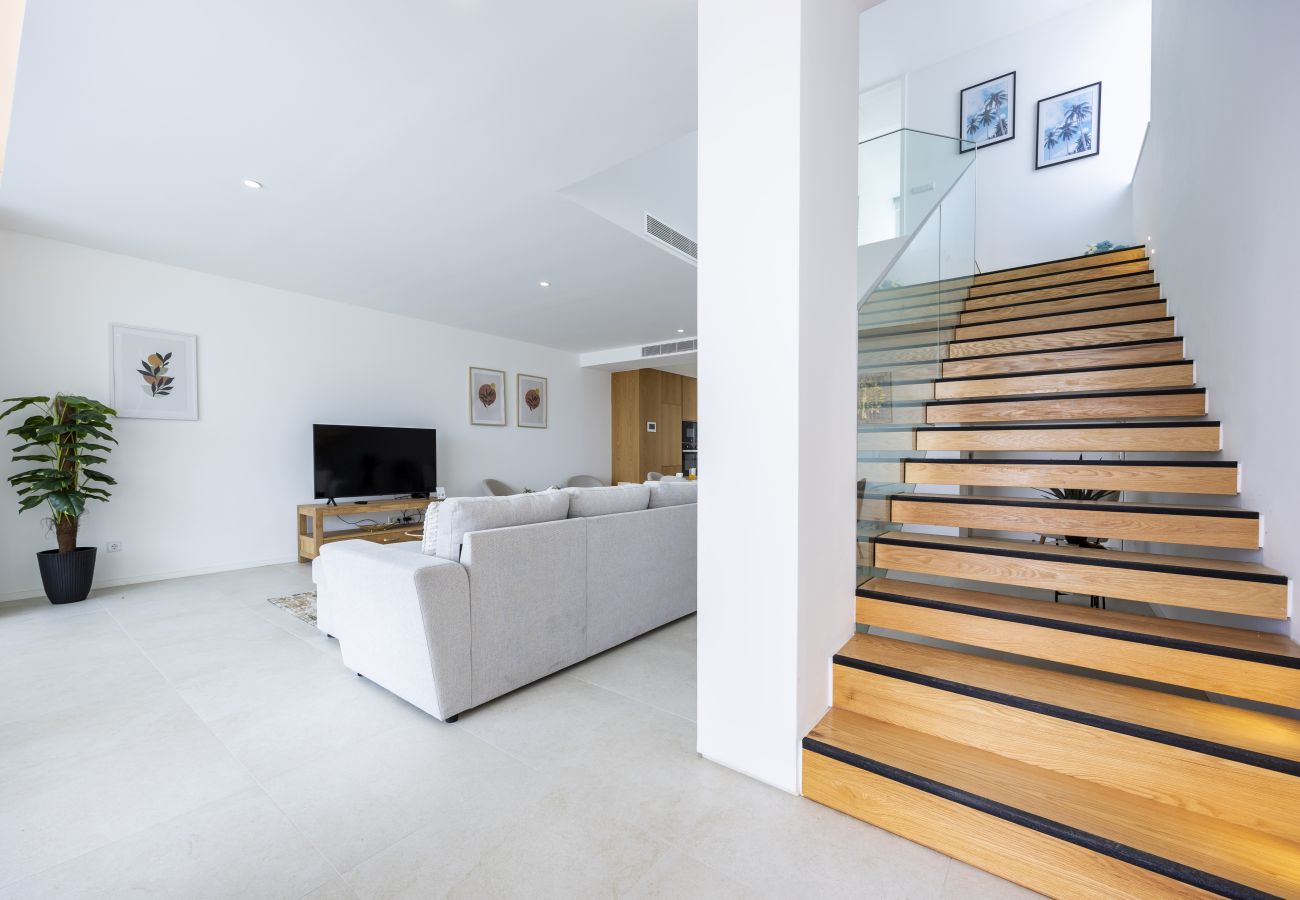 Villa em Lagos - Lagos Golden Horizon Villa with Private Pool