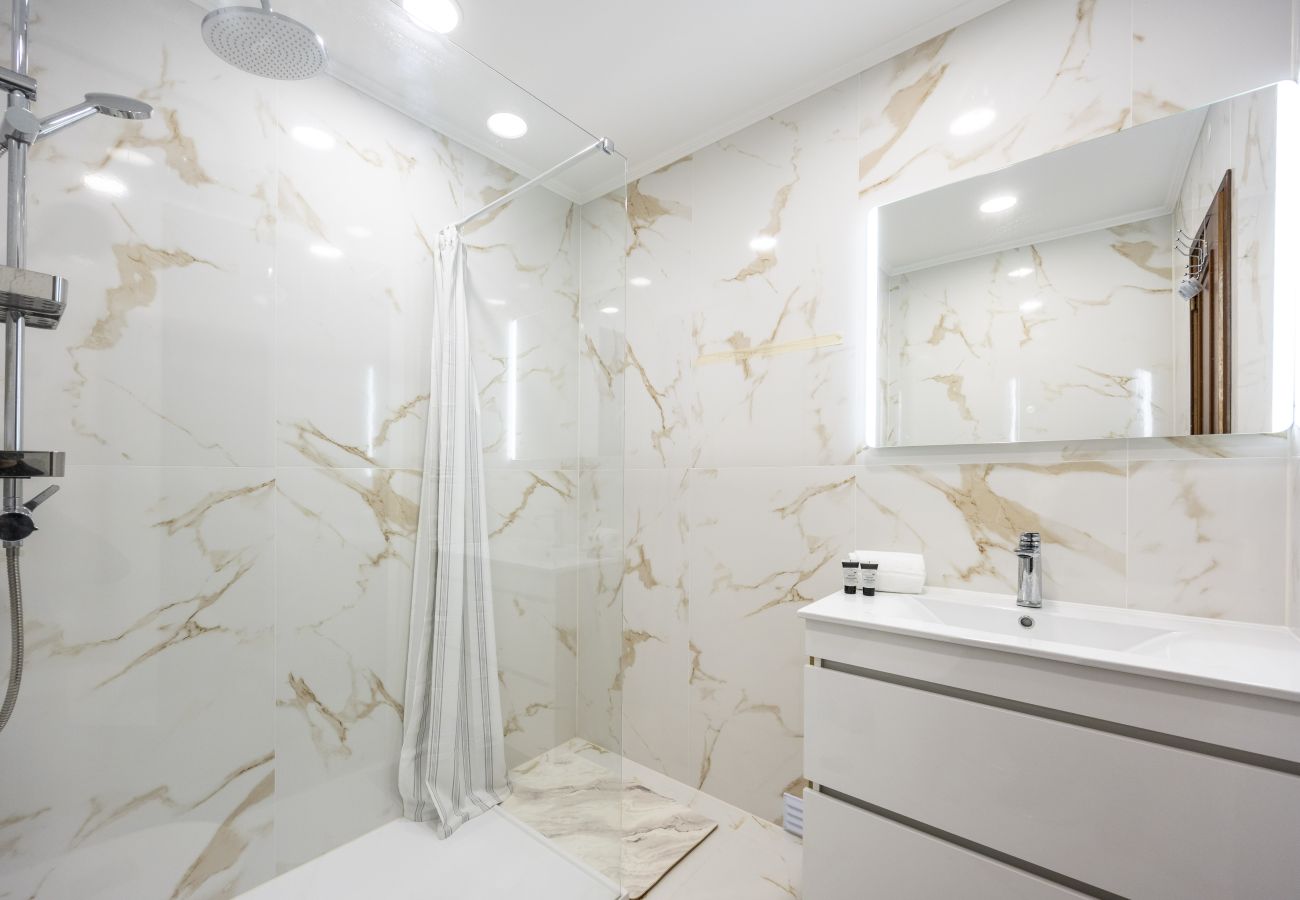 Apartamento em Lagos - Lagos Modern Comfort by Seewest