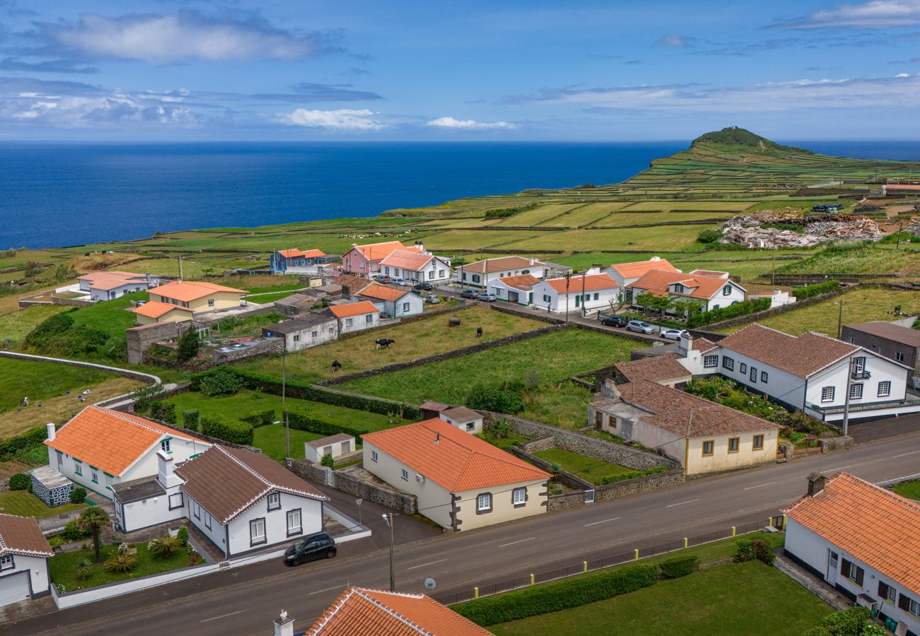 Casa rural em Altares - Terceira Horizon Retreat by Seewest
