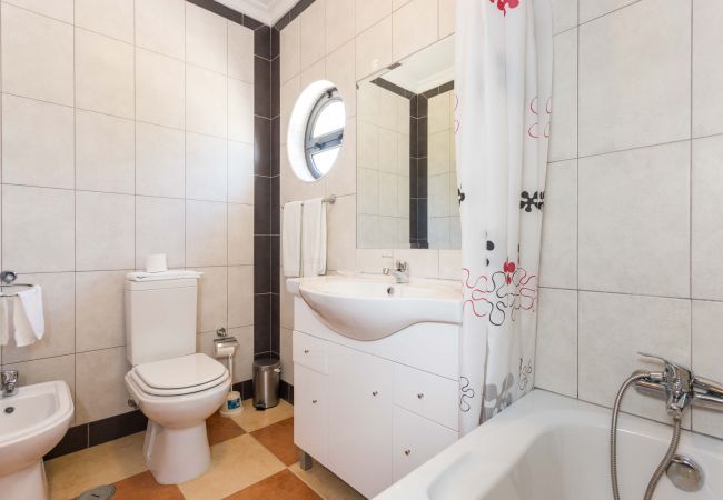 Ferienwohnung in Montinhos da Luz - T2 Montinhos da Luz