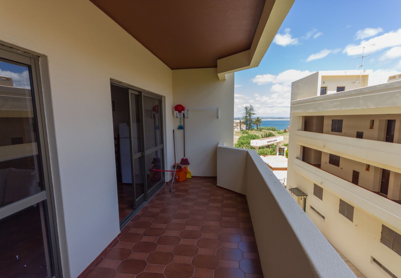 Ferienwohnung in Lagos - T2 Gaivota - Free Wifi - Pool, Sea View