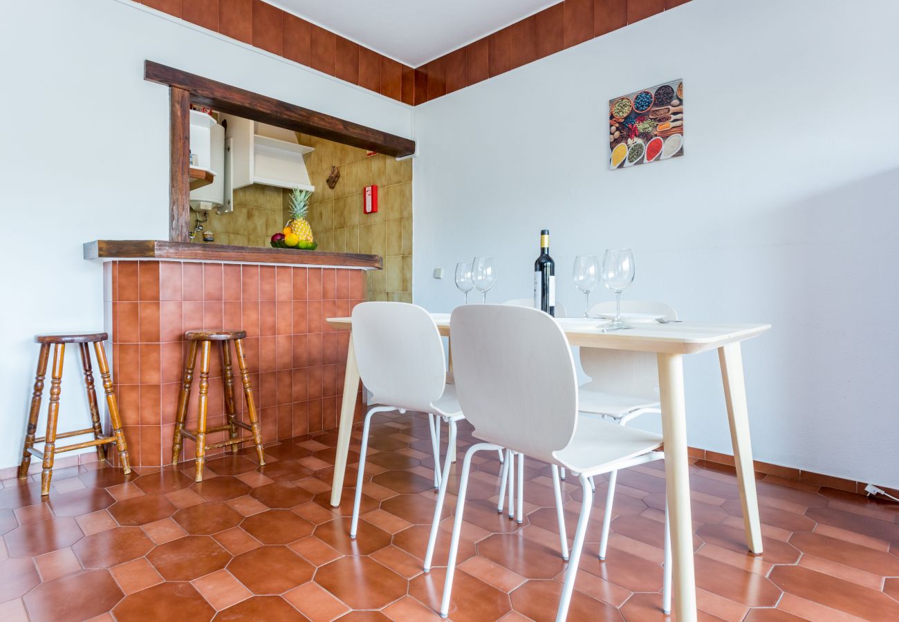 Ferienwohnung in Lagos - T2 Gaivota - Free Wifi - Pool, Sea View