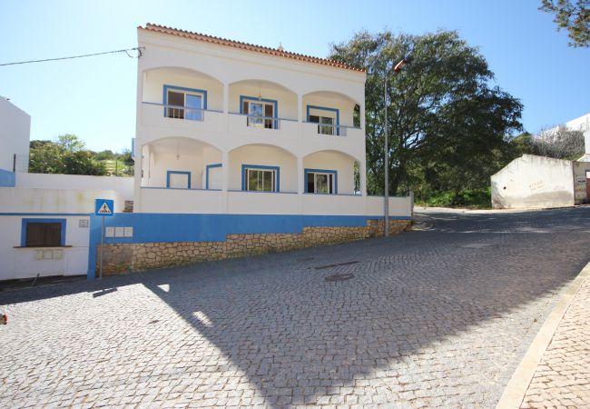 Ferienwohnung in Praia da Salema - T3 Casa dos Arcos
