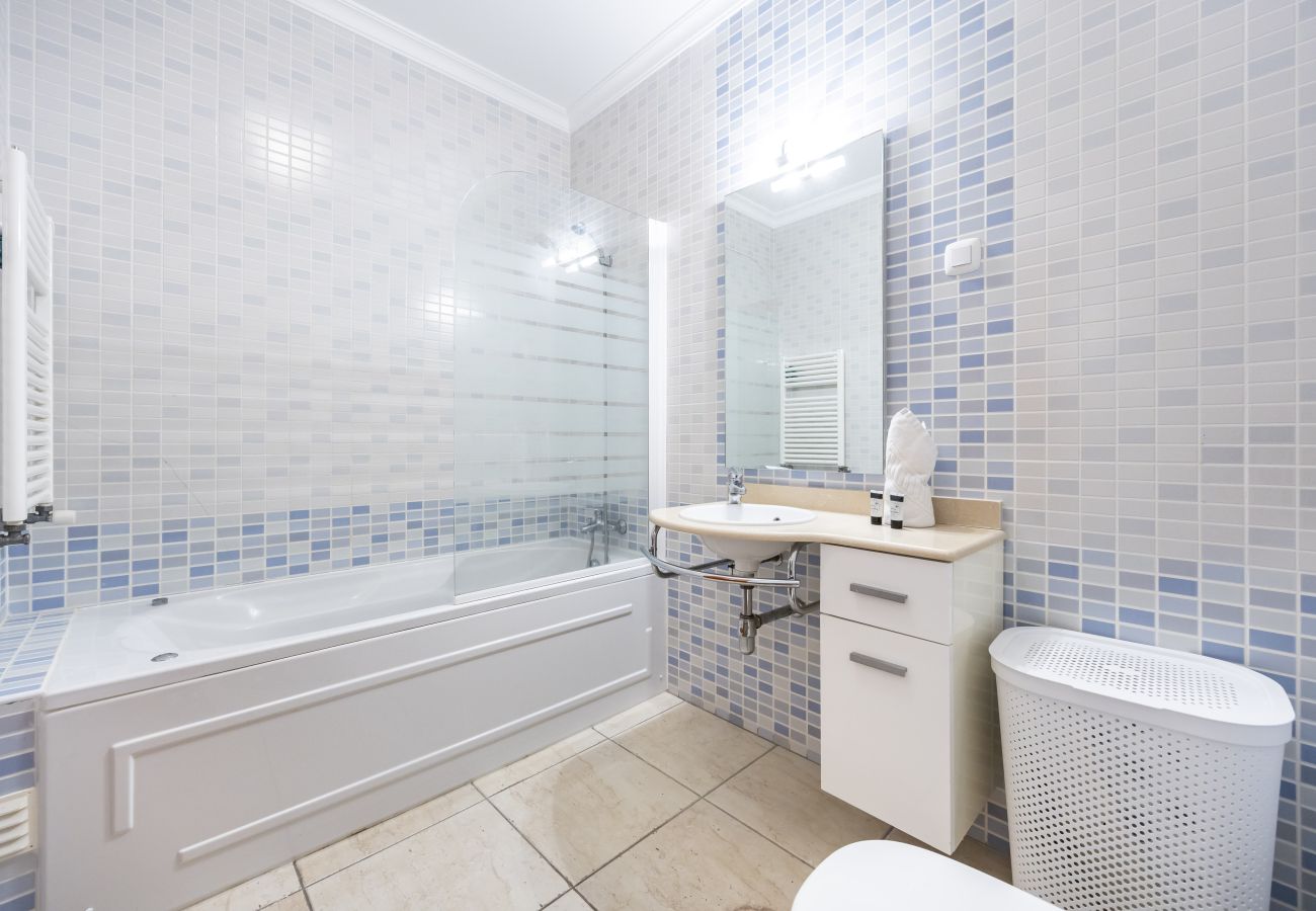 Ferienwohnung in Lagos - Atlantic Bloom Apartment by Seewest