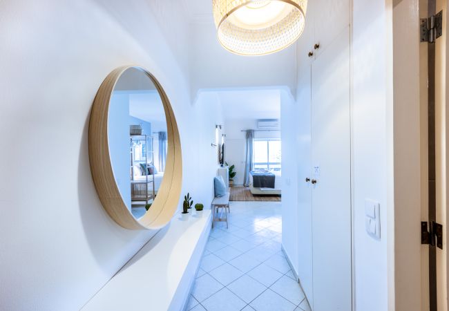 Studio in Lagos - Marina View Studio by Seewest Studio in Lagos - Marina View Studio by Seewest