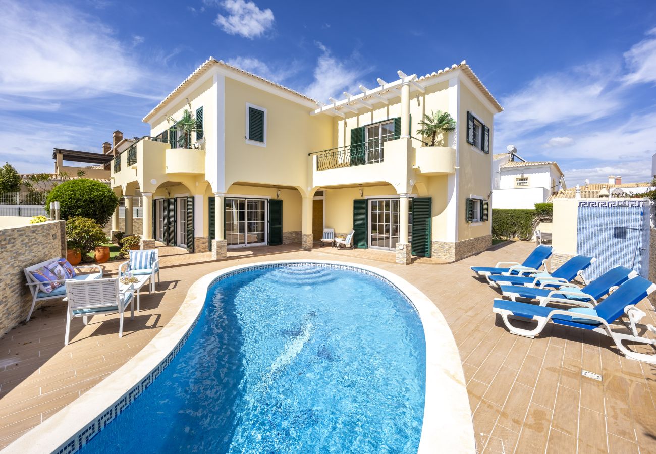 Villa in Lagos - Villa Girassol