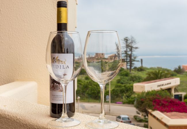 Apartment in Lagos - T2 Gaivota - Free Wifi - Pool, Sea View Apartment in Lagos - T2 Gaivota - Free Wifi - Pool, Sea View