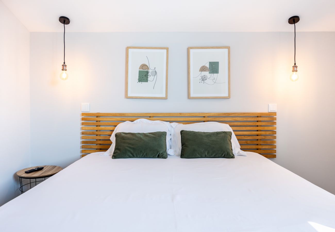 Rent by room in Angra do Heroísmo - Angra Charming Suites 1 by Seewest