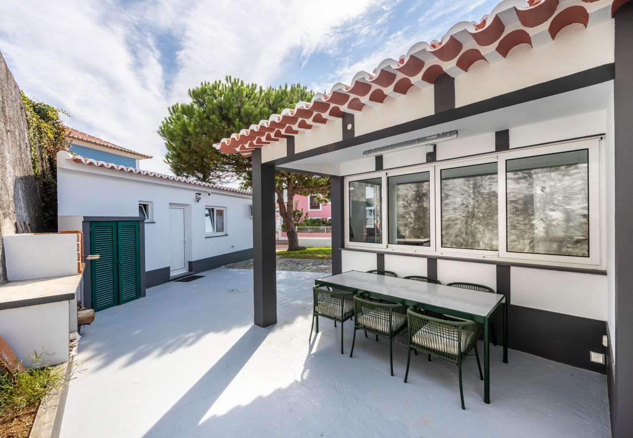 Rent by room in Angra do Heroísmo - Angra Charming Suites 1 by Seewest