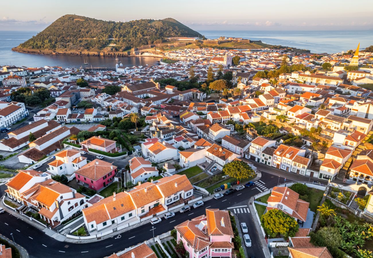 Rent by room in Angra do Heroísmo - Angra Charming Suites 1 by Seewest