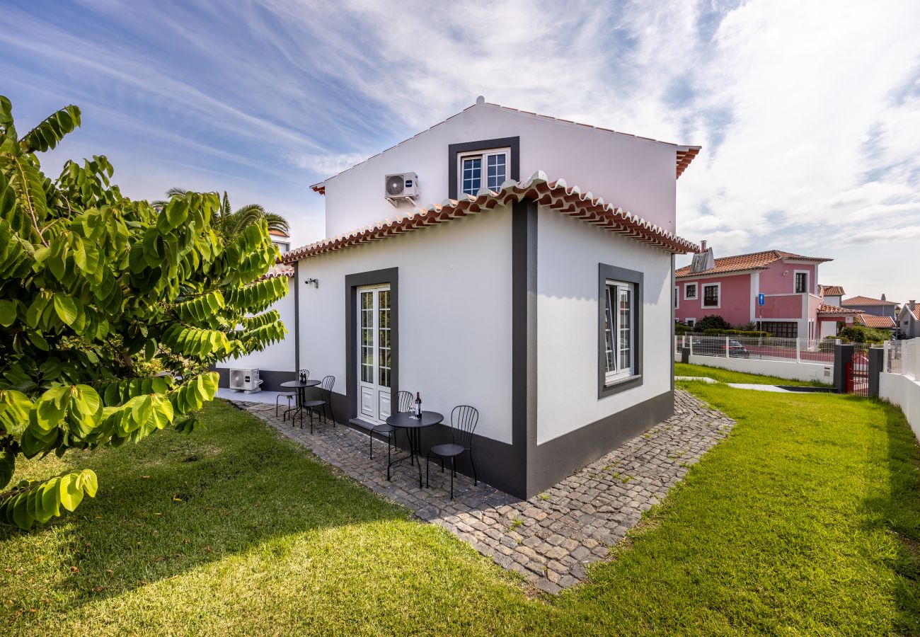 Rent by room in Angra do Heroísmo - Angra Charming Suites 1 by Seewest