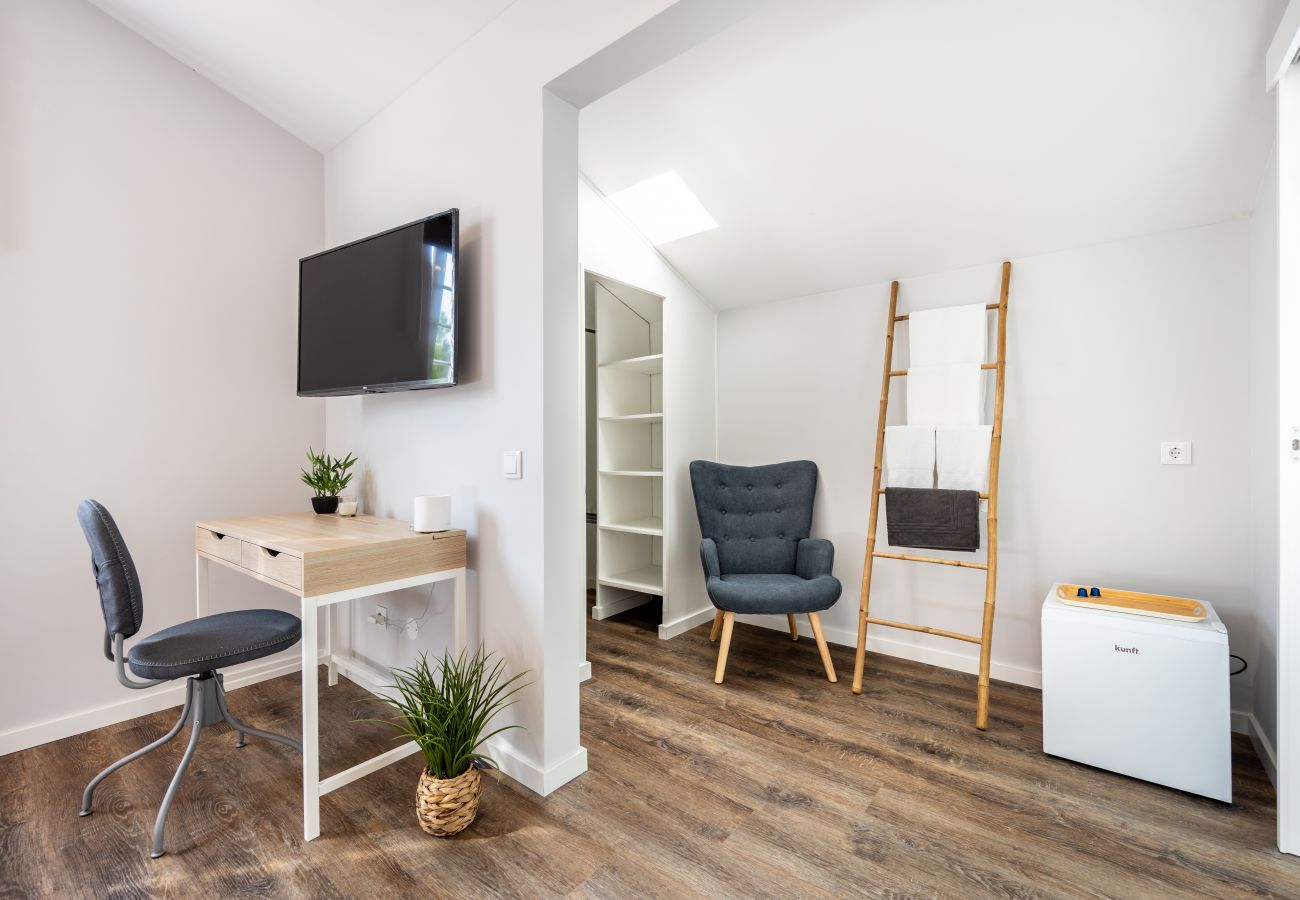 Rent by room in Angra do Heroísmo - Angra Charming Suites 1 by Seewest