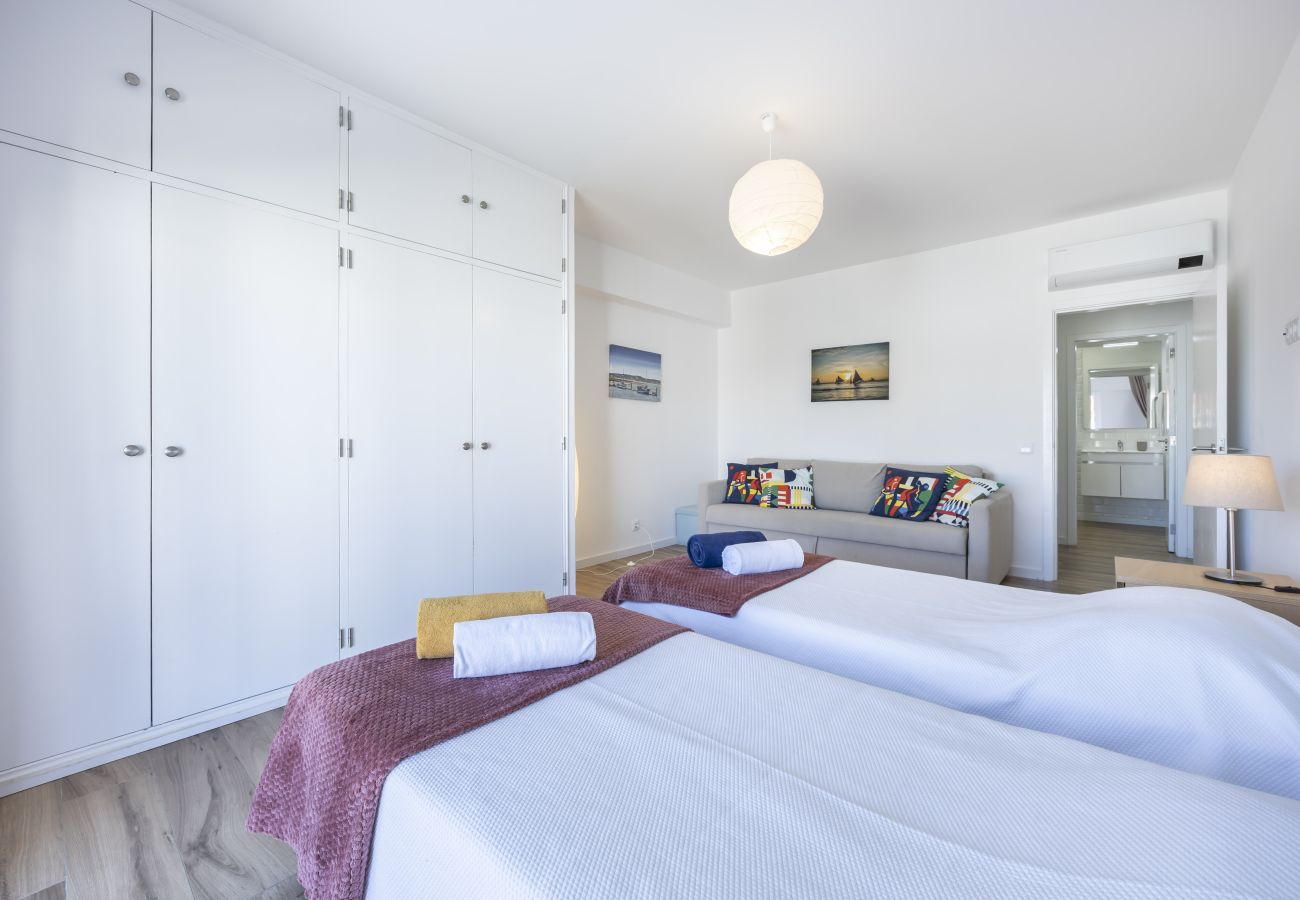 Apartment in Lagos - White Pearl Apartment by Seewest