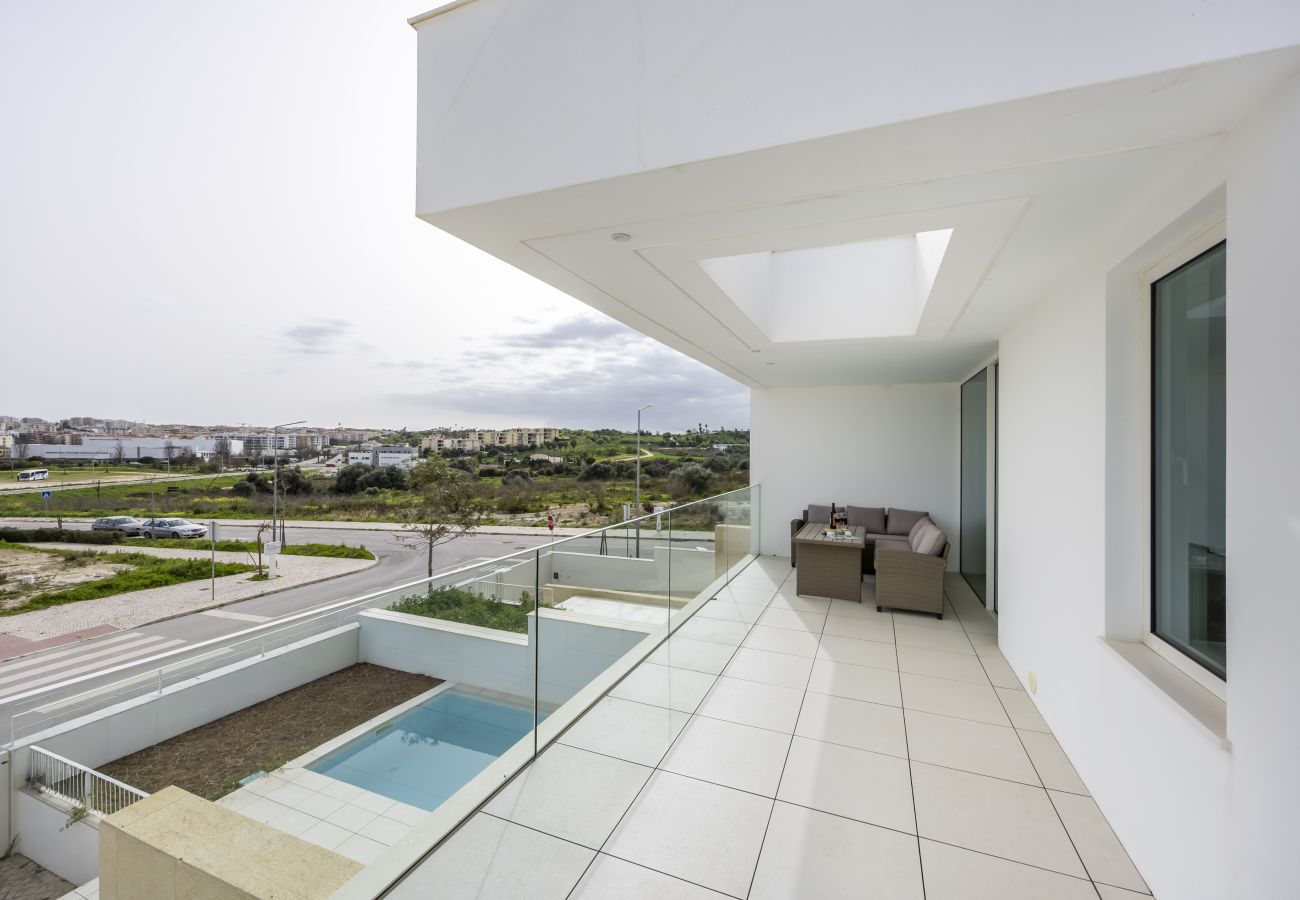 Villa à Lagos - Lagos Golden Horizon Villa with Private Pool