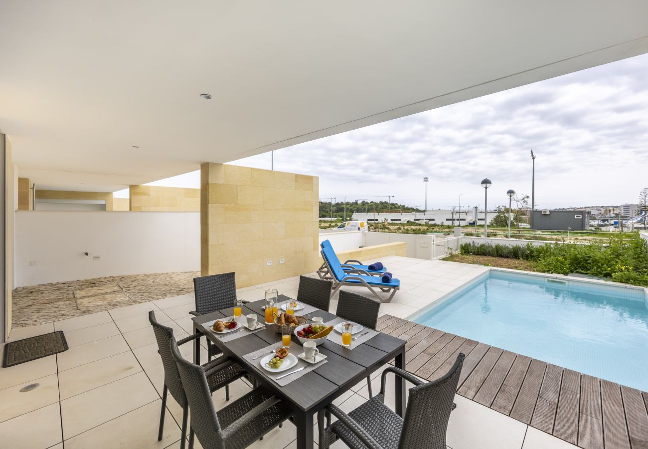 Villa à Lagos - Lagos Golden Horizon Villa with Private Pool