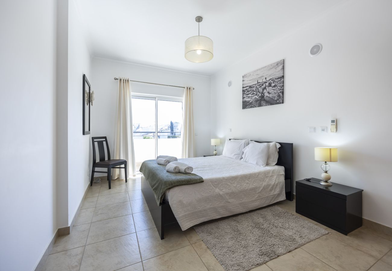 Appartement à Lagos - Lagos Poolside Retreat by Seewest