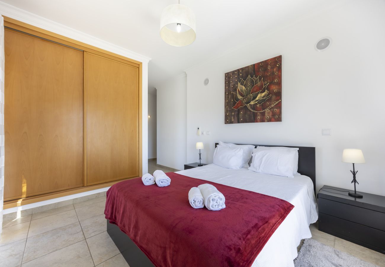 Appartement à Lagos - Lagos Poolside Retreat by Seewest